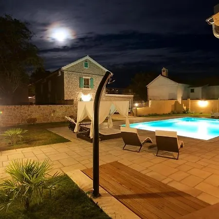 Villa Luxury With A Swimming Pool Gornje Rastane, Biograd - 17837