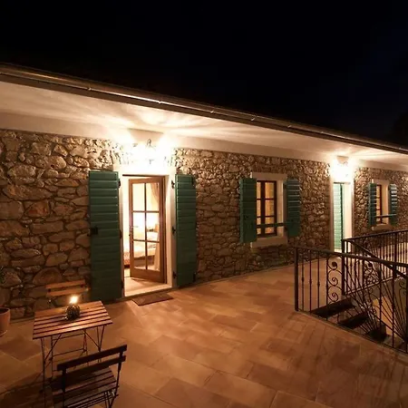 Luxury With A Swimming Pool Gornje Rastane, Biograd - 17837 Villa Sveti Filip i Jakov