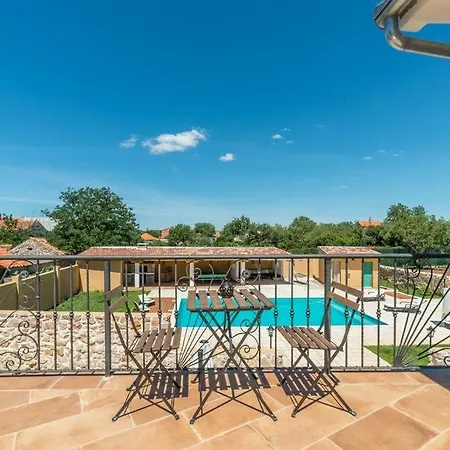 Luxury With A Swimming Pool Gornje Rastane, Biograd - 17837 Sveti Filip i Jakov