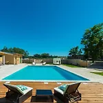 Luxury With A Swimming Pool Gornje Rastane, Biograd - 17837 * Sveti Filip i Jakov