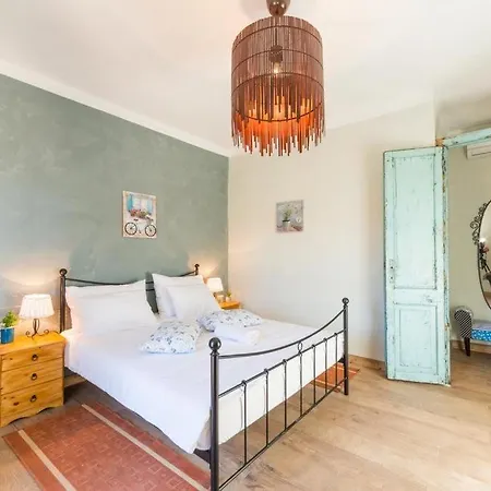 Vila Luxury With A Swimming Pool Gornje Rastane, Biograd - 17837 Sveti Filip i Jakov