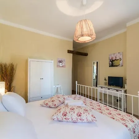 Luxury With A Swimming Pool Gornje Rastane, Biograd - 17837 Sveti Filip i Jakov