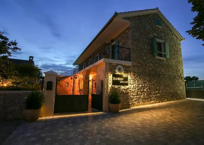 Luxury With A Swimming Pool Gornje Rastane, Biograd - 17837